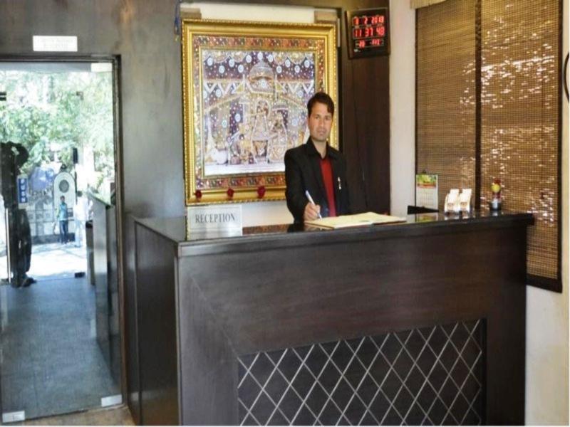 Hotel Miraya Jaipur Exteriör bild