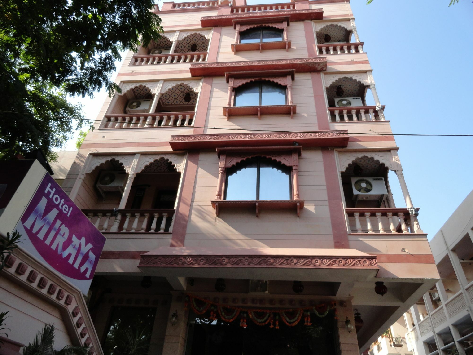 Hotel Miraya Jaipur Exteriör bild